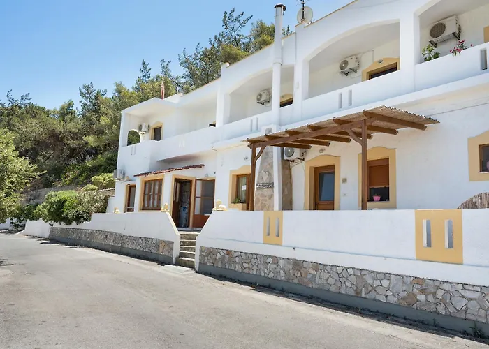 Akrogiali And Appartement Drymonas