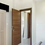 Akrogiali And Appartement *