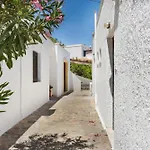 Akrogiali And Appartement *