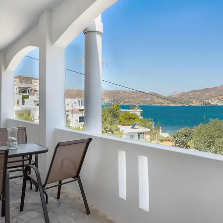 Akrogiali And * Drymonas